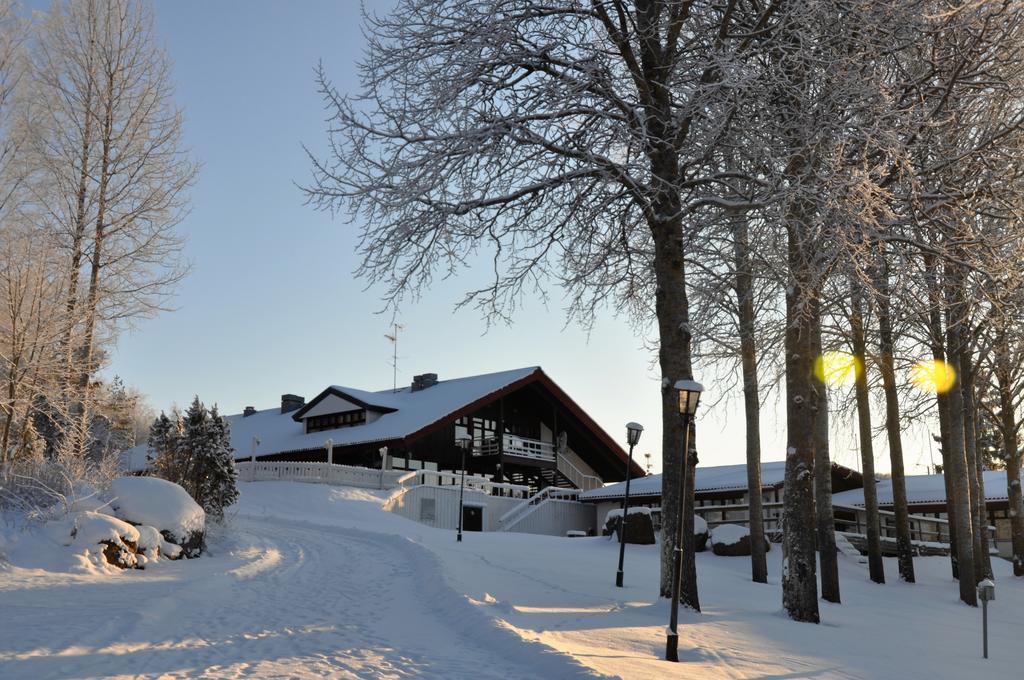 Hotel Hanhi Lapinjarvi Екстер'єр фото