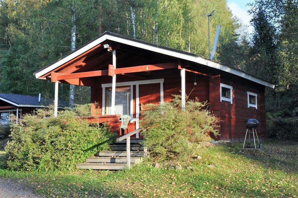 Hotel Hanhi Lapinjarvi Екстер'єр фото