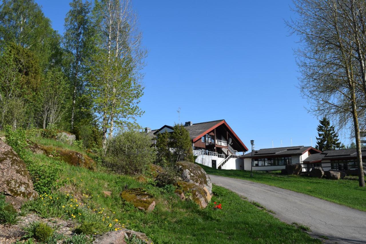 Hotel Hanhi Lapinjarvi Екстер'єр фото